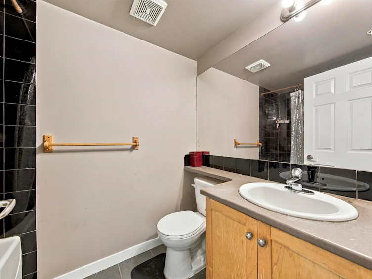 3318-240 Sherbrooke Street, New Westminster, BC, V3L 3M2 - 8