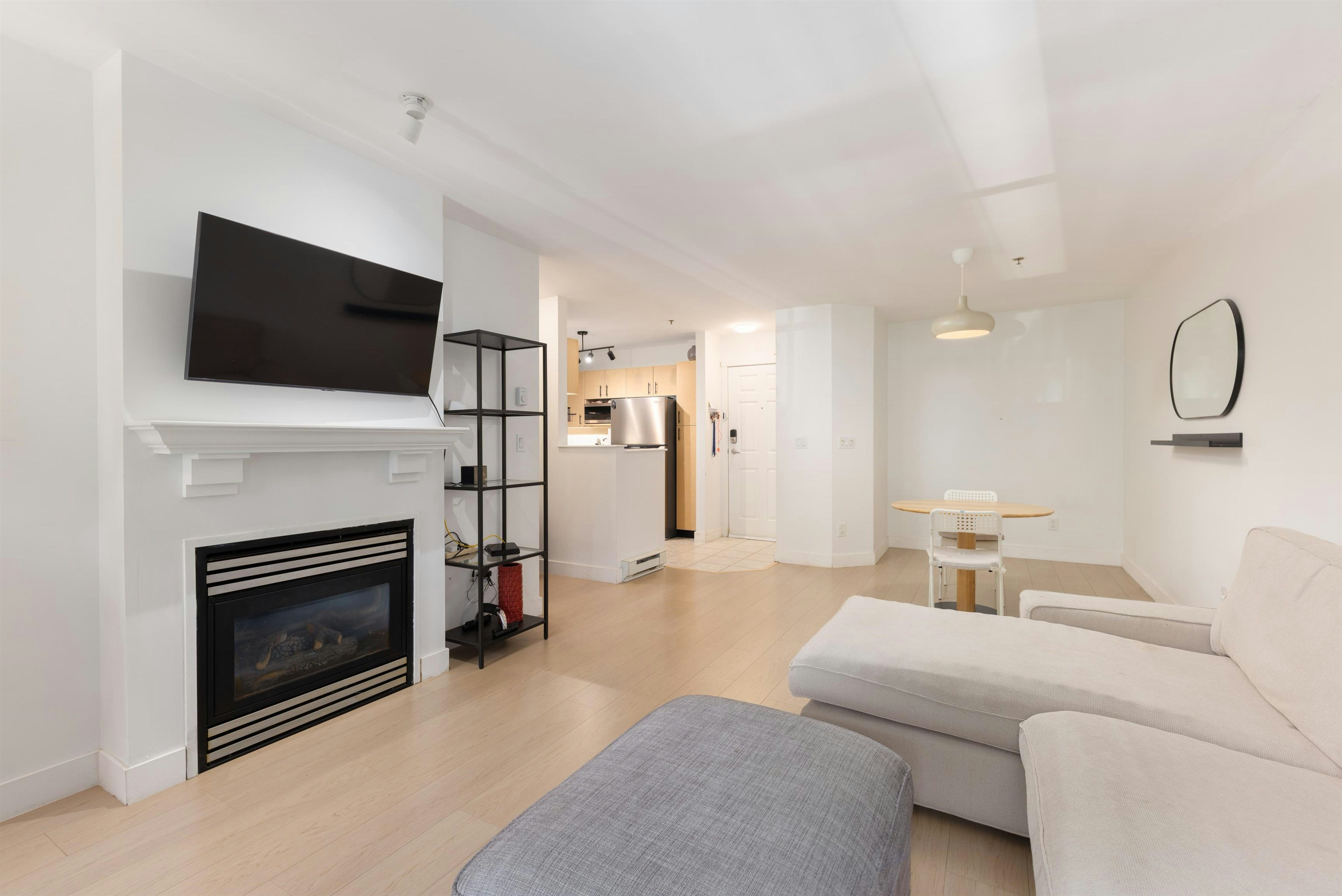 415-7038 21st Avenue, Burnaby, BC, V5E 2Y9 - 9