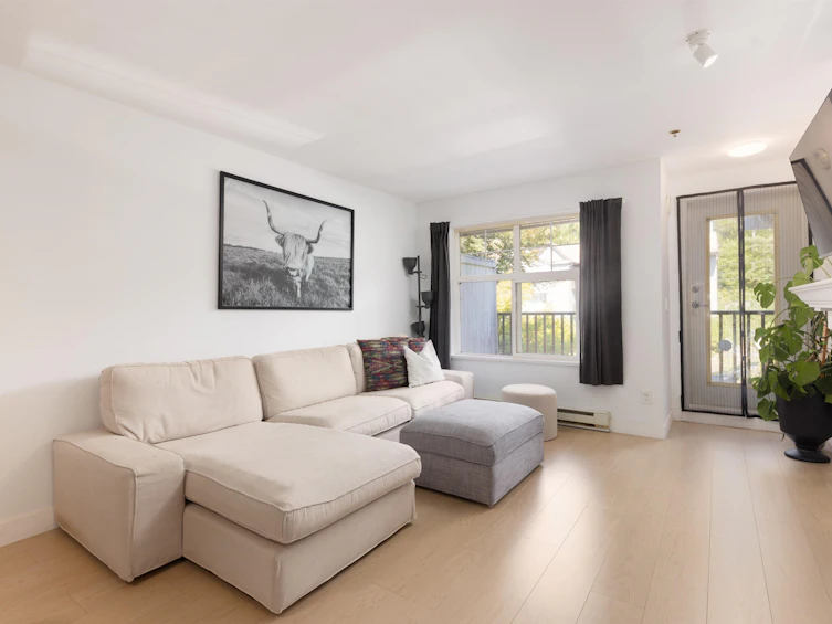 415-7038 21st Avenue, Burnaby, BC, V5E 2Y9 - 7