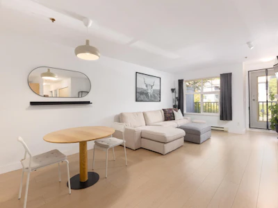 415-7038 21st Avenue - 5