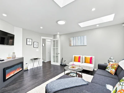 15311 28 Avenue - 3