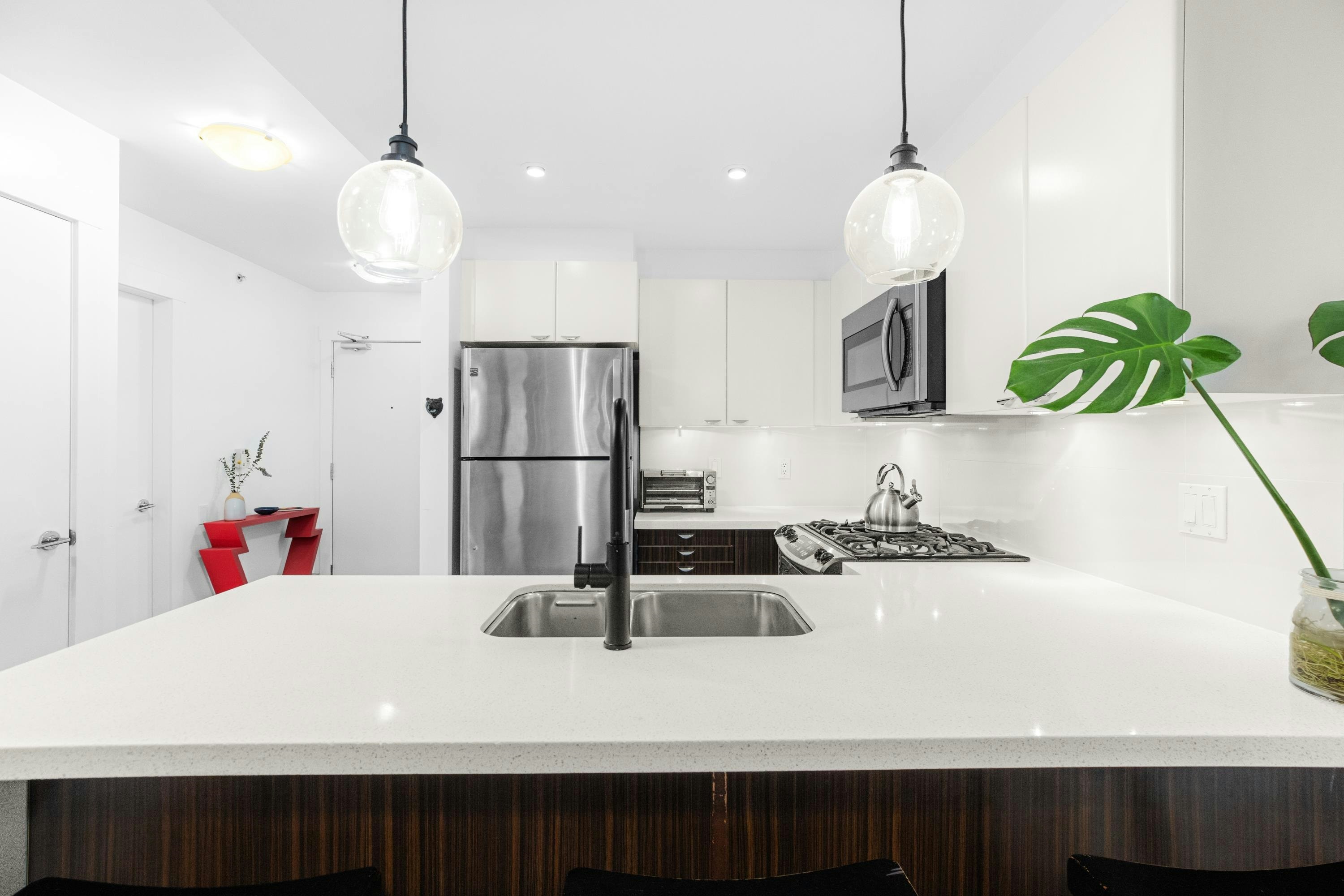 603-160 W 3rd Street, North Vancouver, BC, V7M 0A9 - 5