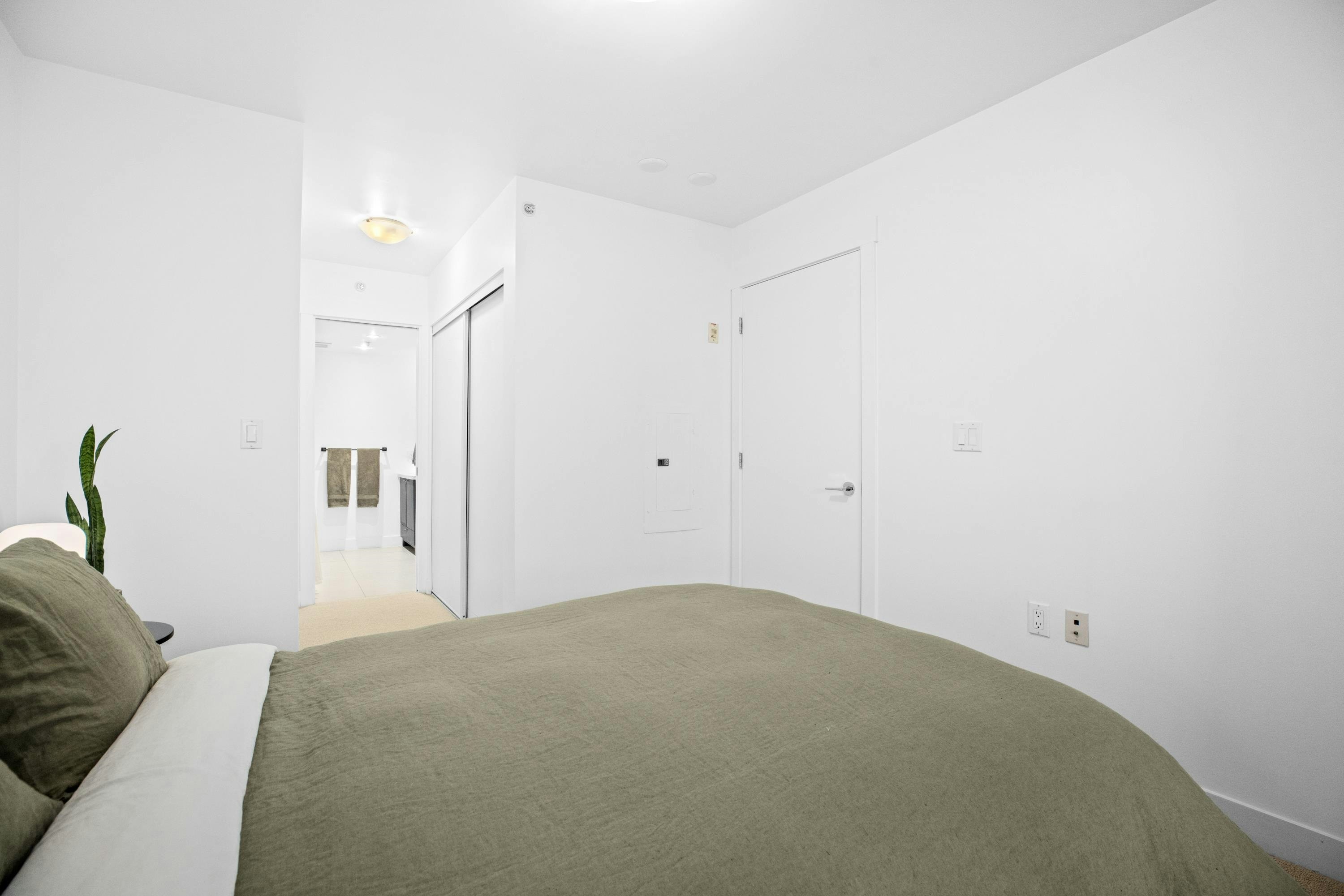 603-160 W 3rd Street, North Vancouver, BC, V7M 0A9 - 18