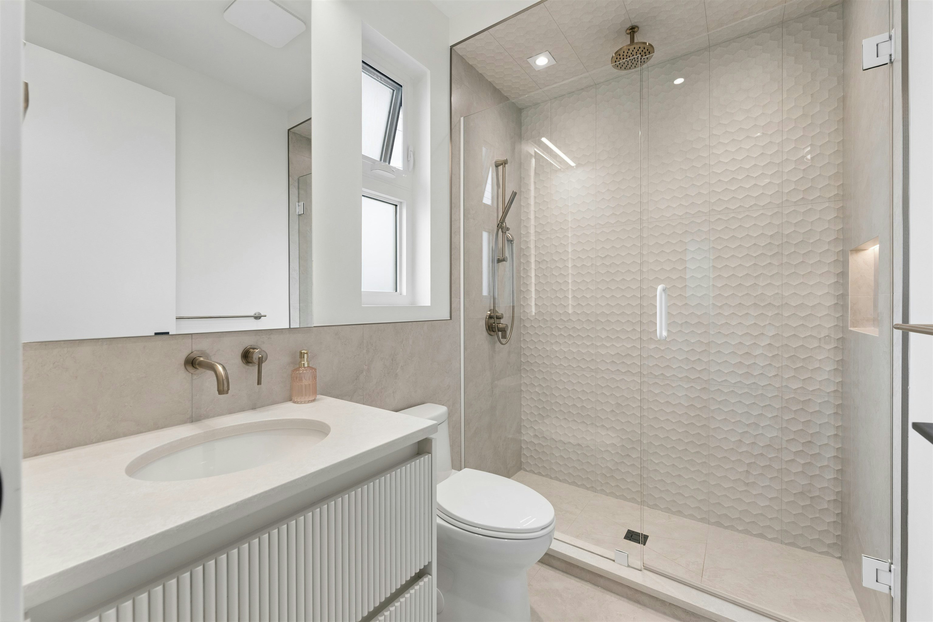 16018 9a Avenue, Surrey, BC, V4A 9A7 - 25