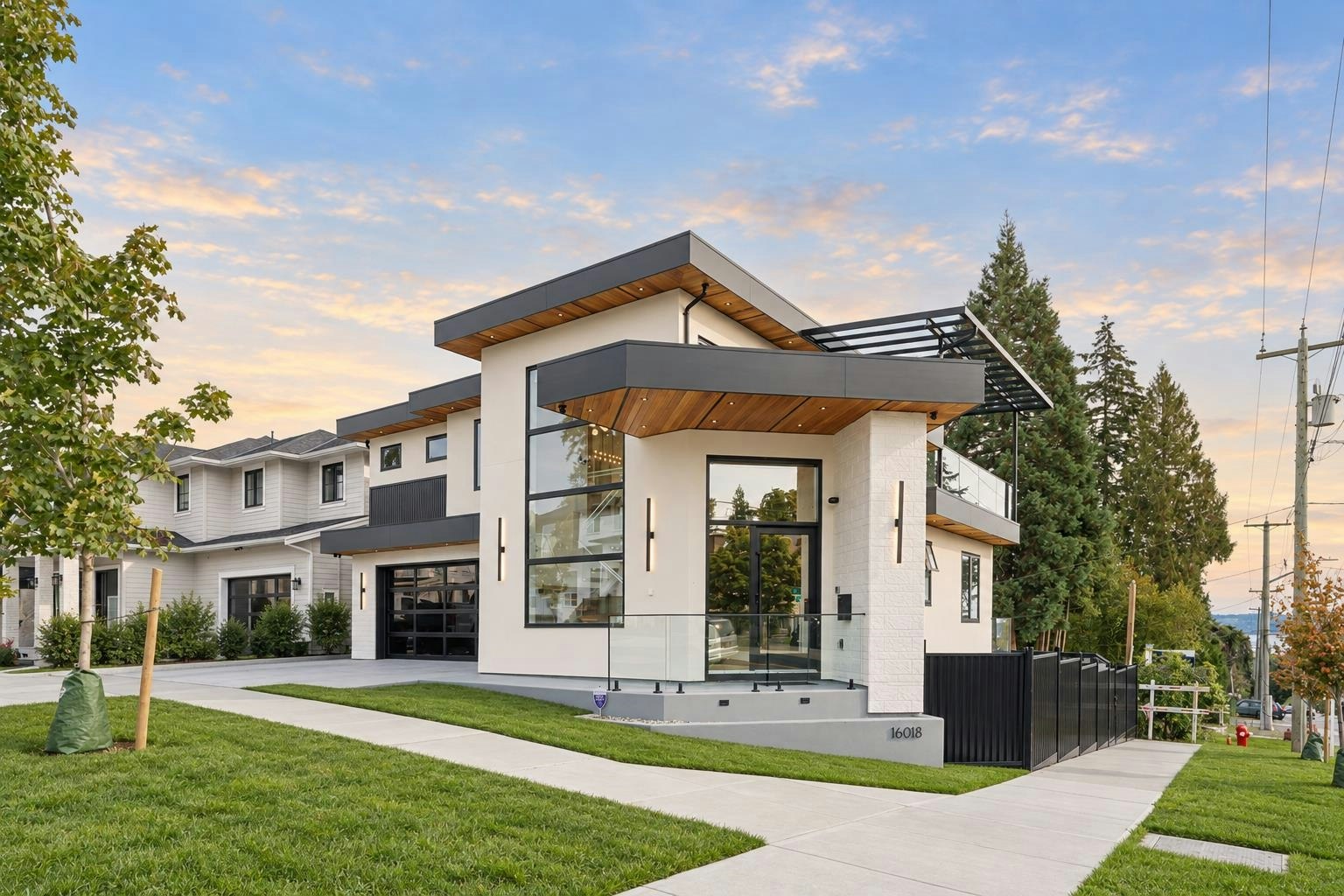 16018 9a Avenue, Surrey, BC, V4A 9A7
