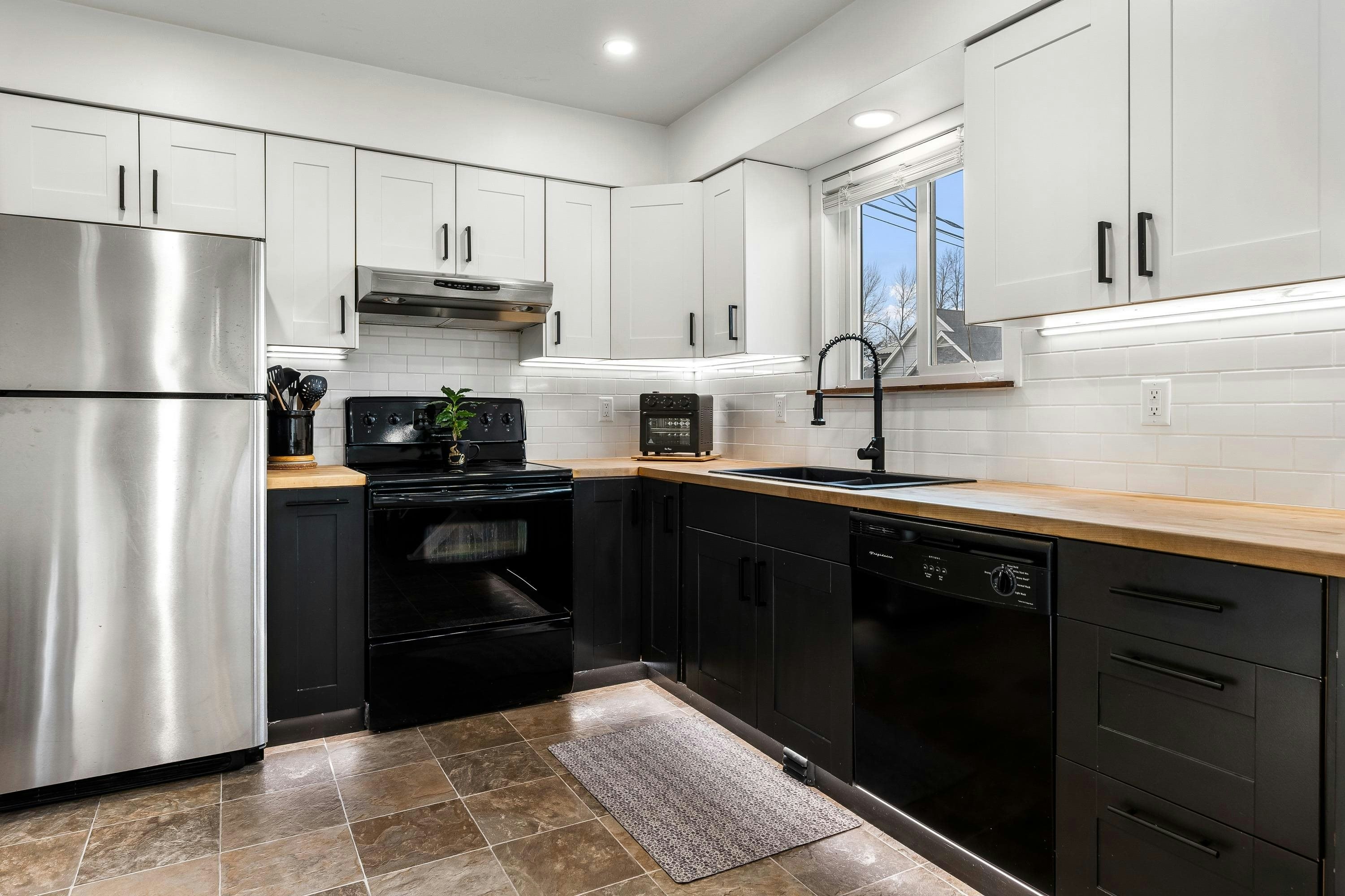 6970 Centennial Drive, Chilliwack, BC, V2R 1J7 - 10