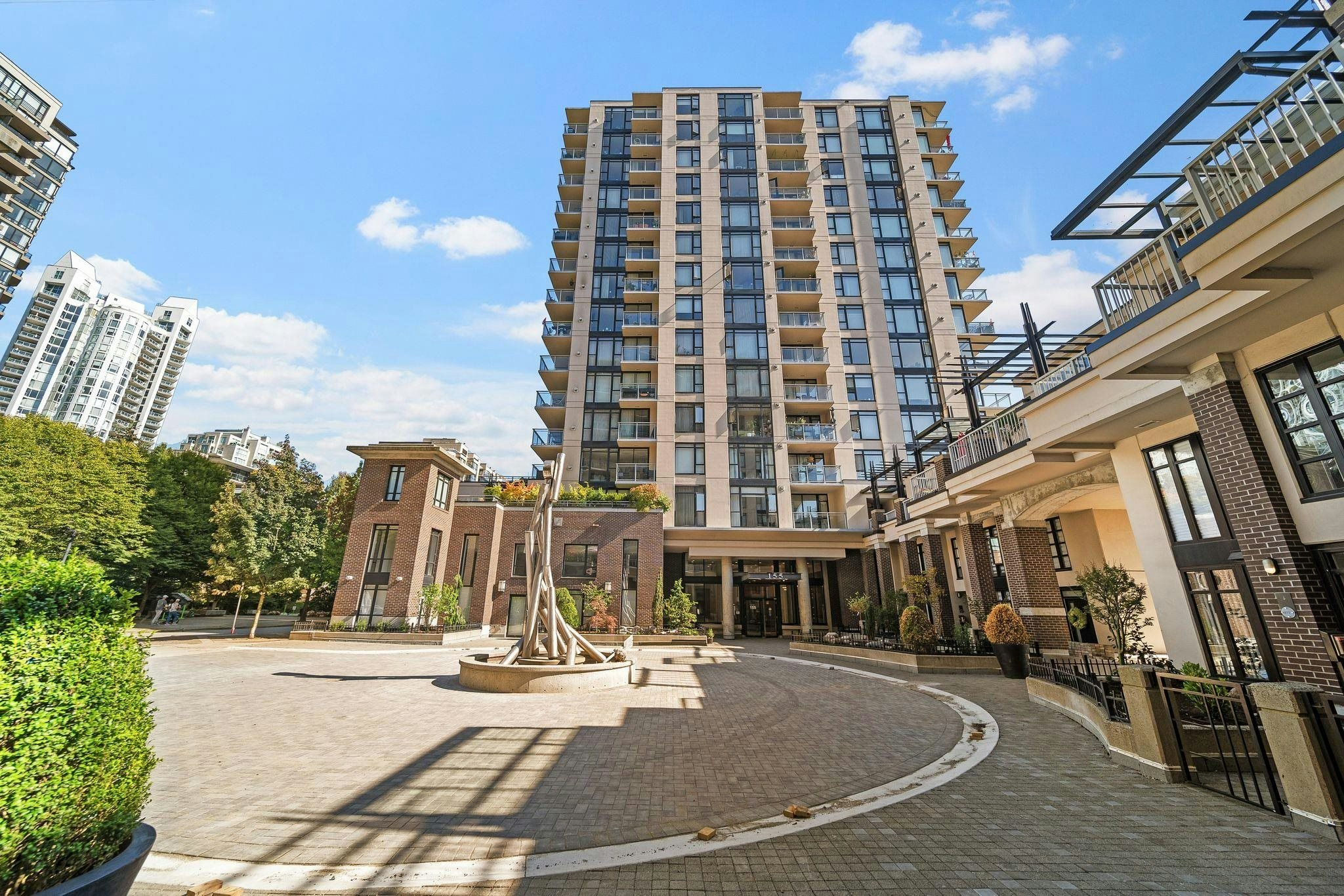 1404-155 W 1st Street, North Vancouver, BC, V7M 3N8 - 17