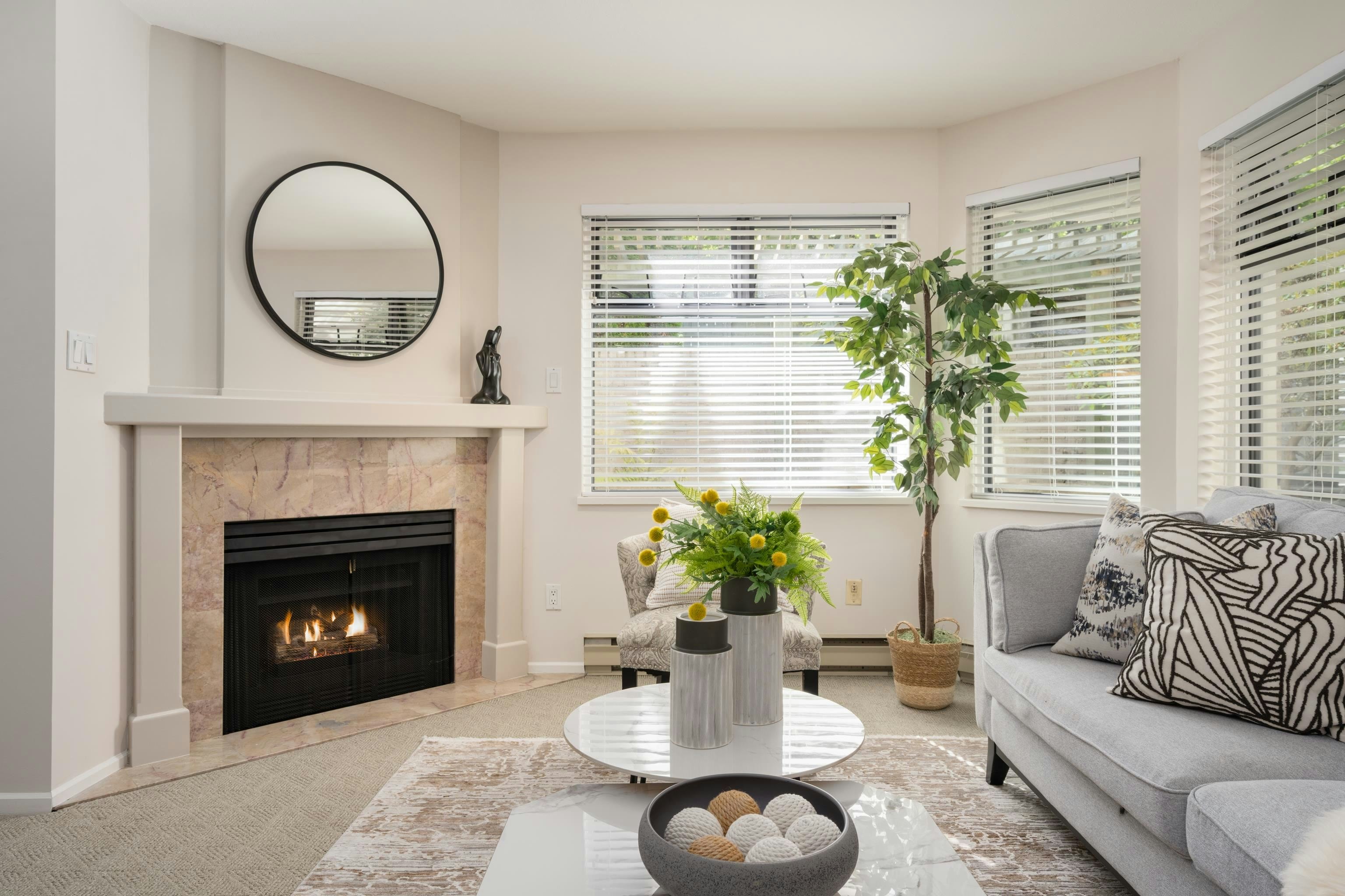 E106-628 W 12th Avenue - 4