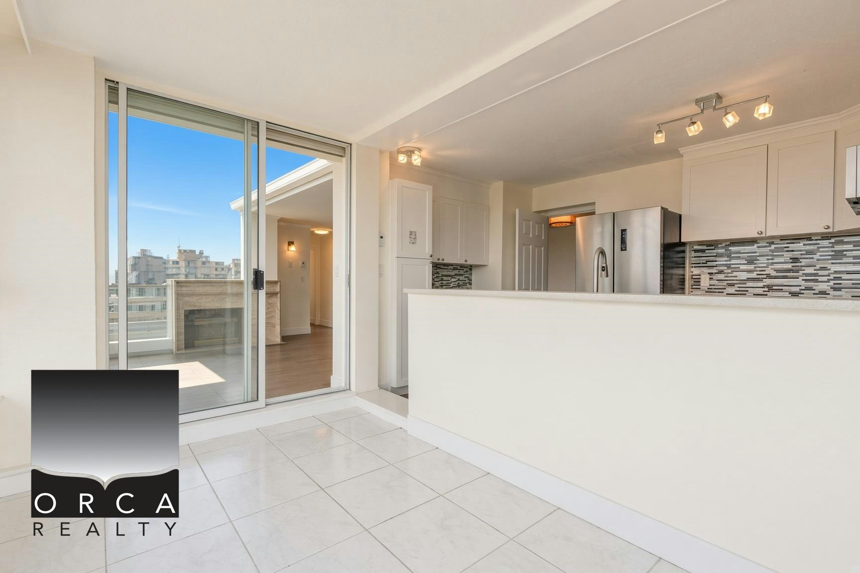1102-5425 Yew Street, Vancouver, BC, V6M 3X7 - 4