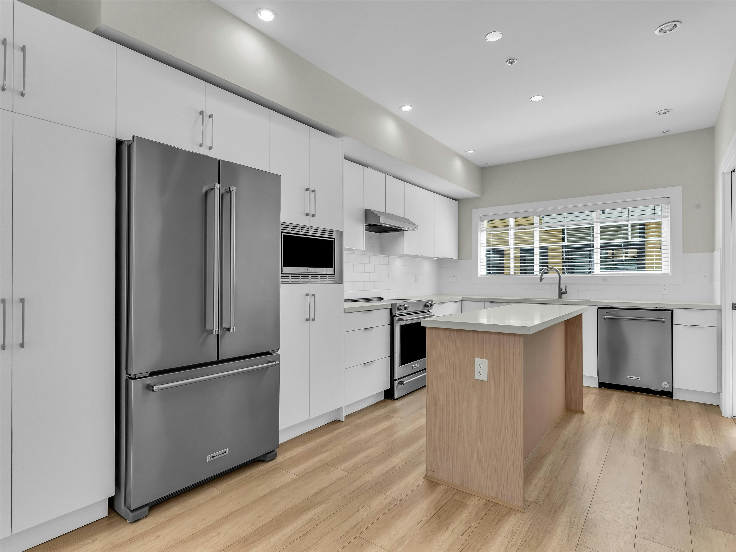 208-80 Elgin Street - 3