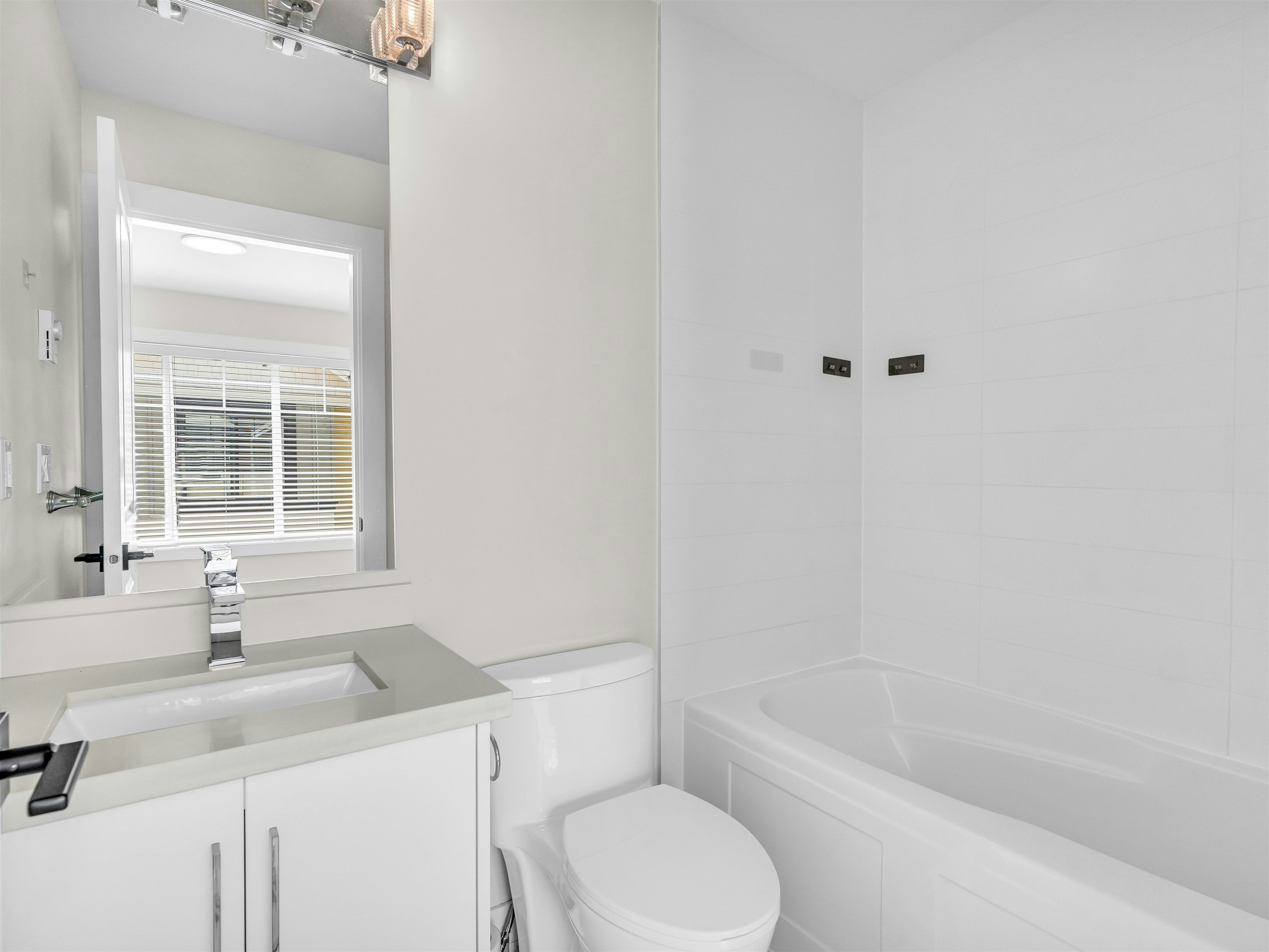 208-80 Elgin Street, Port Moody, BC, V3H 0M6 - 14