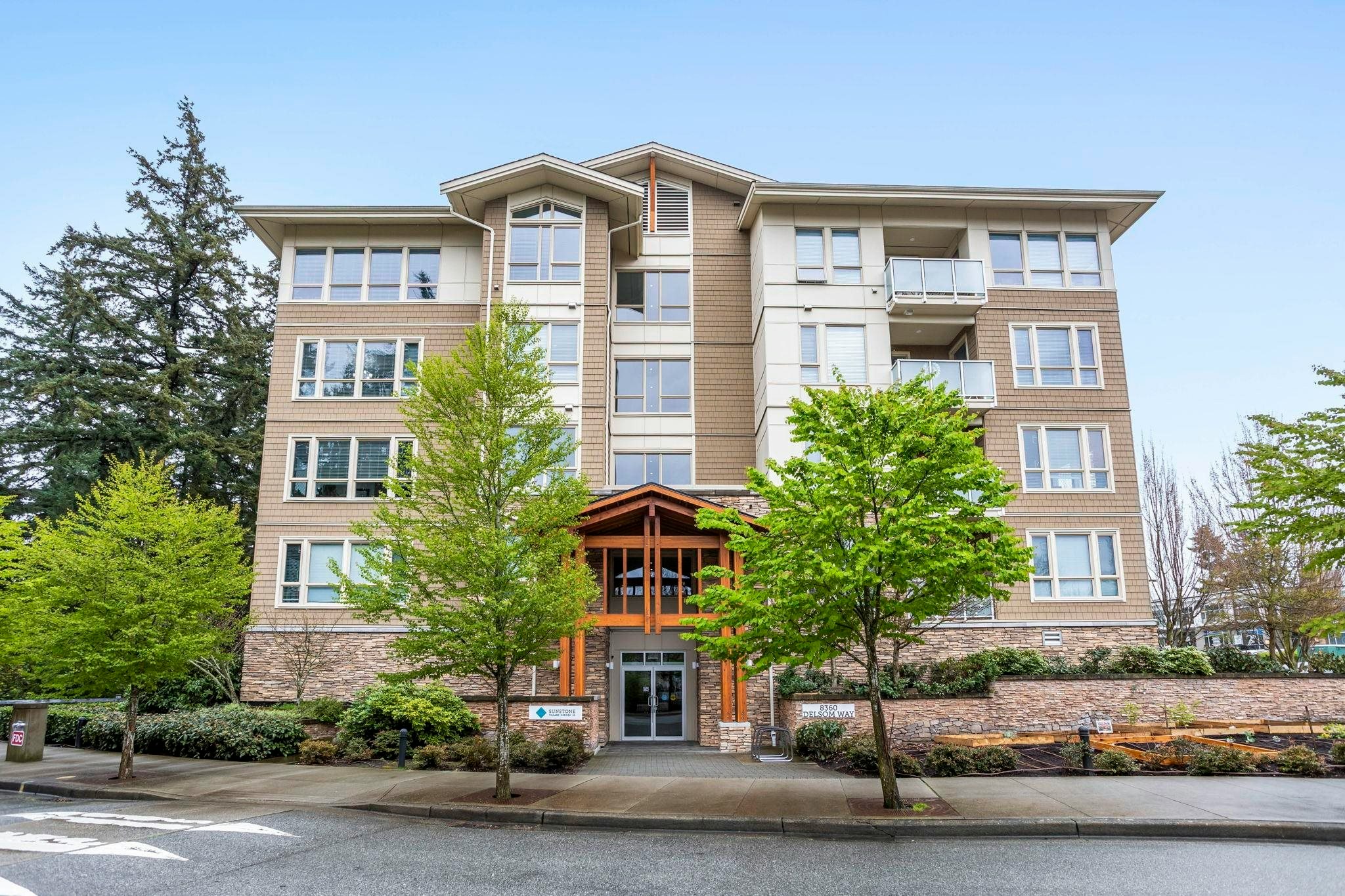 304-8360 Delsom Way, Delta, BC, V4C 0E6