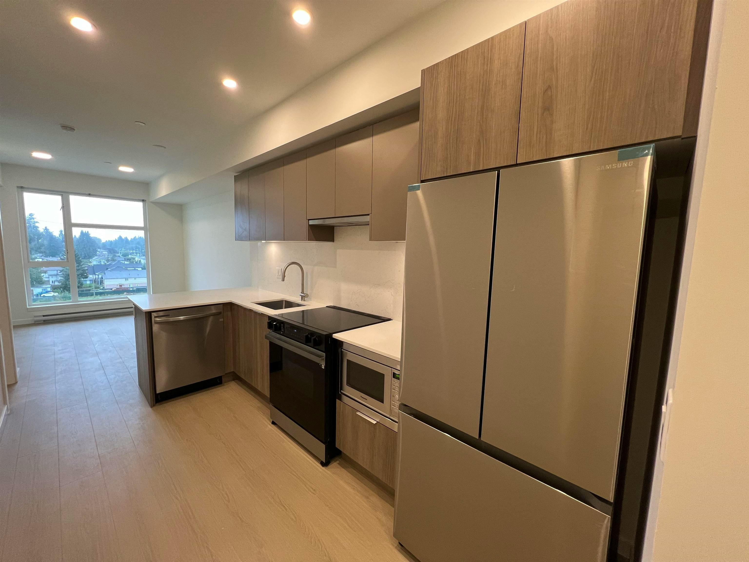 E609-10828 139a Street, Surrey, BC, V3R 0H3 - 7