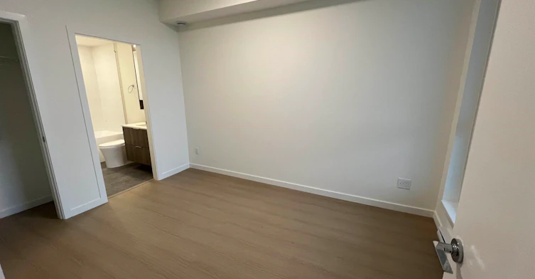 E609-10828 139a Street, Surrey, BC, V3R 0H3 - 9