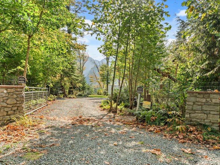 20738 Landstrom Road, Hope, BC, V0X 1L3 - 32