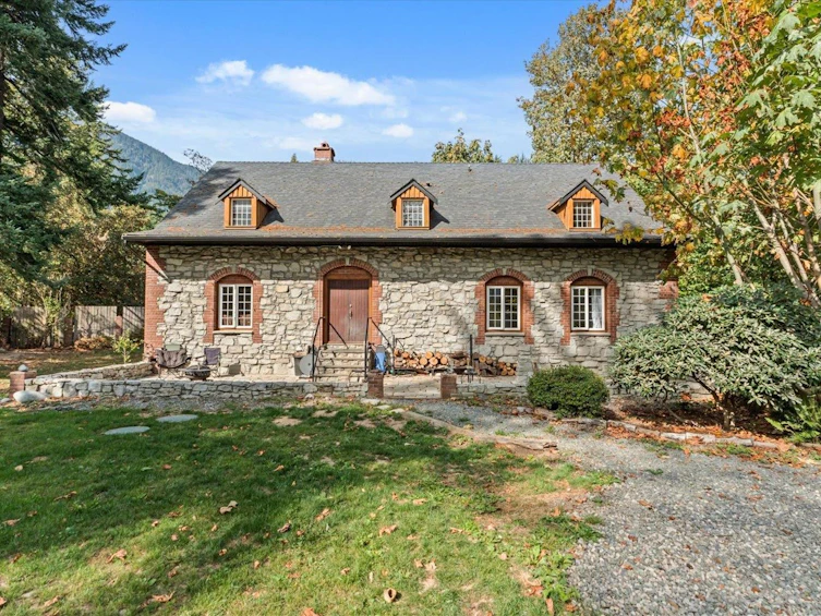 20738 Landstrom Road, Hope, BC, V0X 1L3