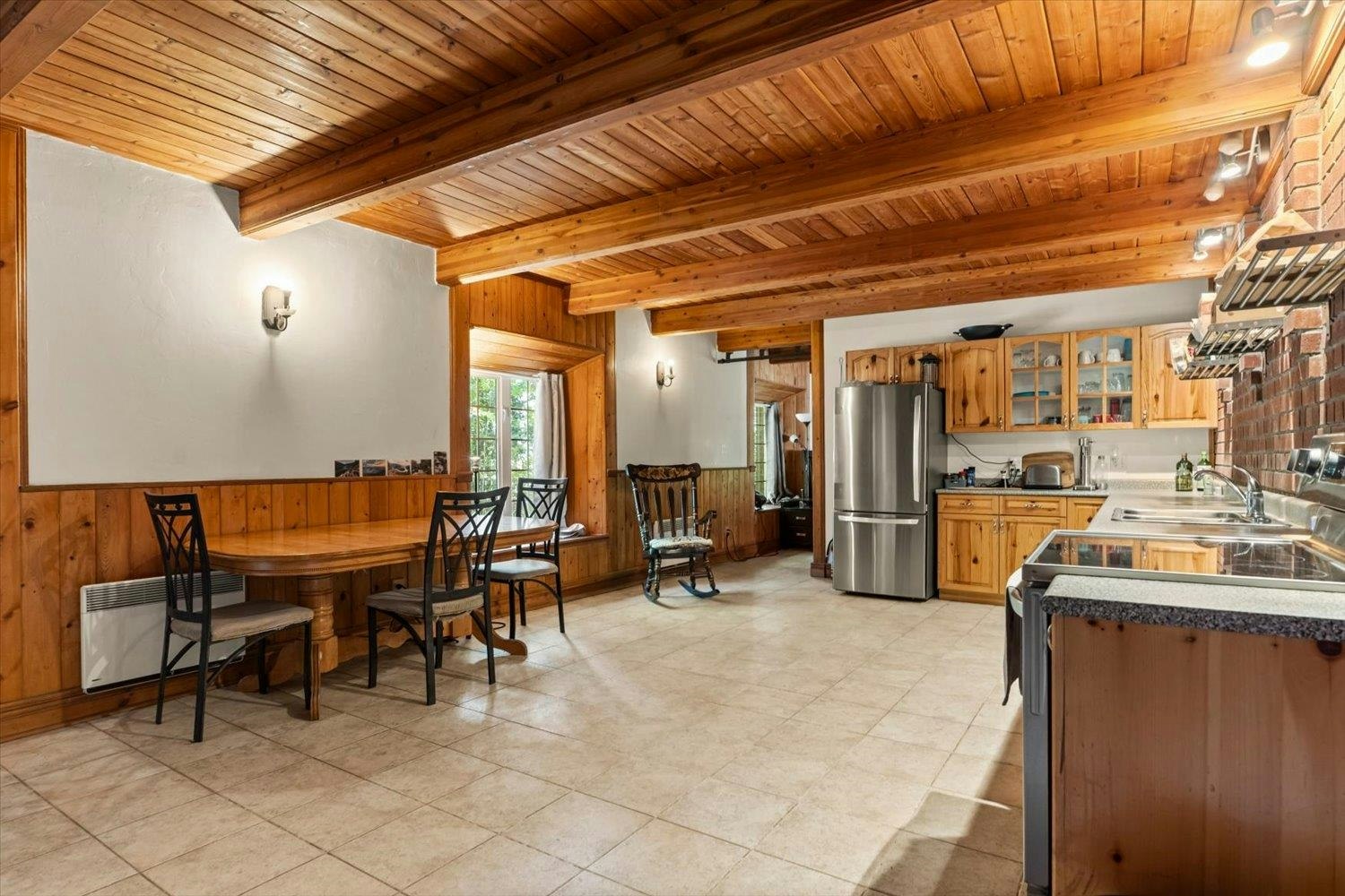 20738 Landstrom Road, Hope, BC, V0X 1L3 - 11
