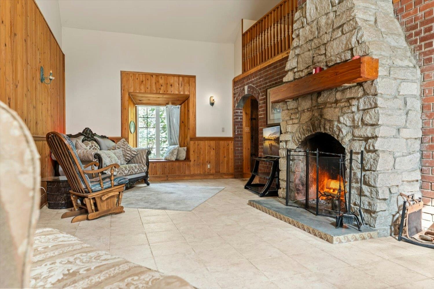 20738 Landstrom Road, Hope, BC, V0X 1L3 - 7