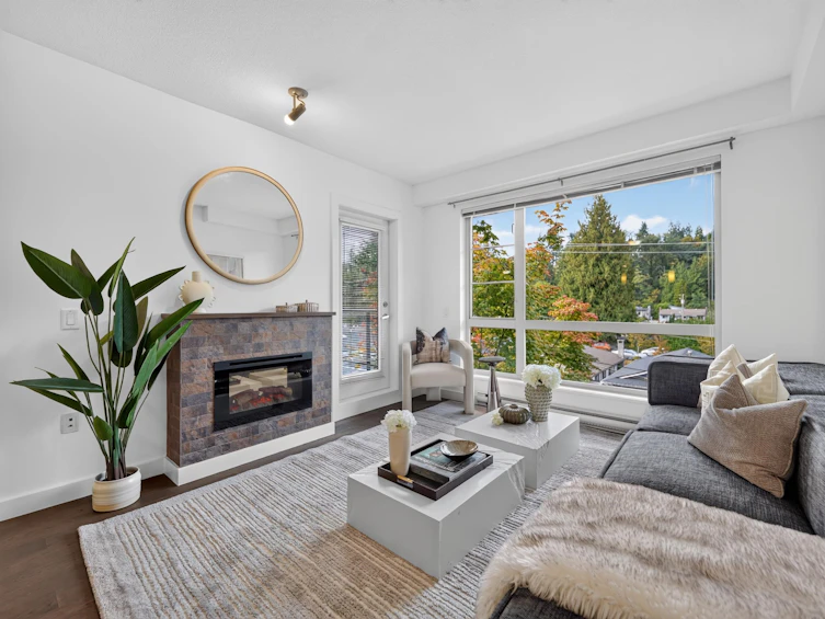 316-1330 Marine Drive, North Vancouver, BC, V7L 2P7