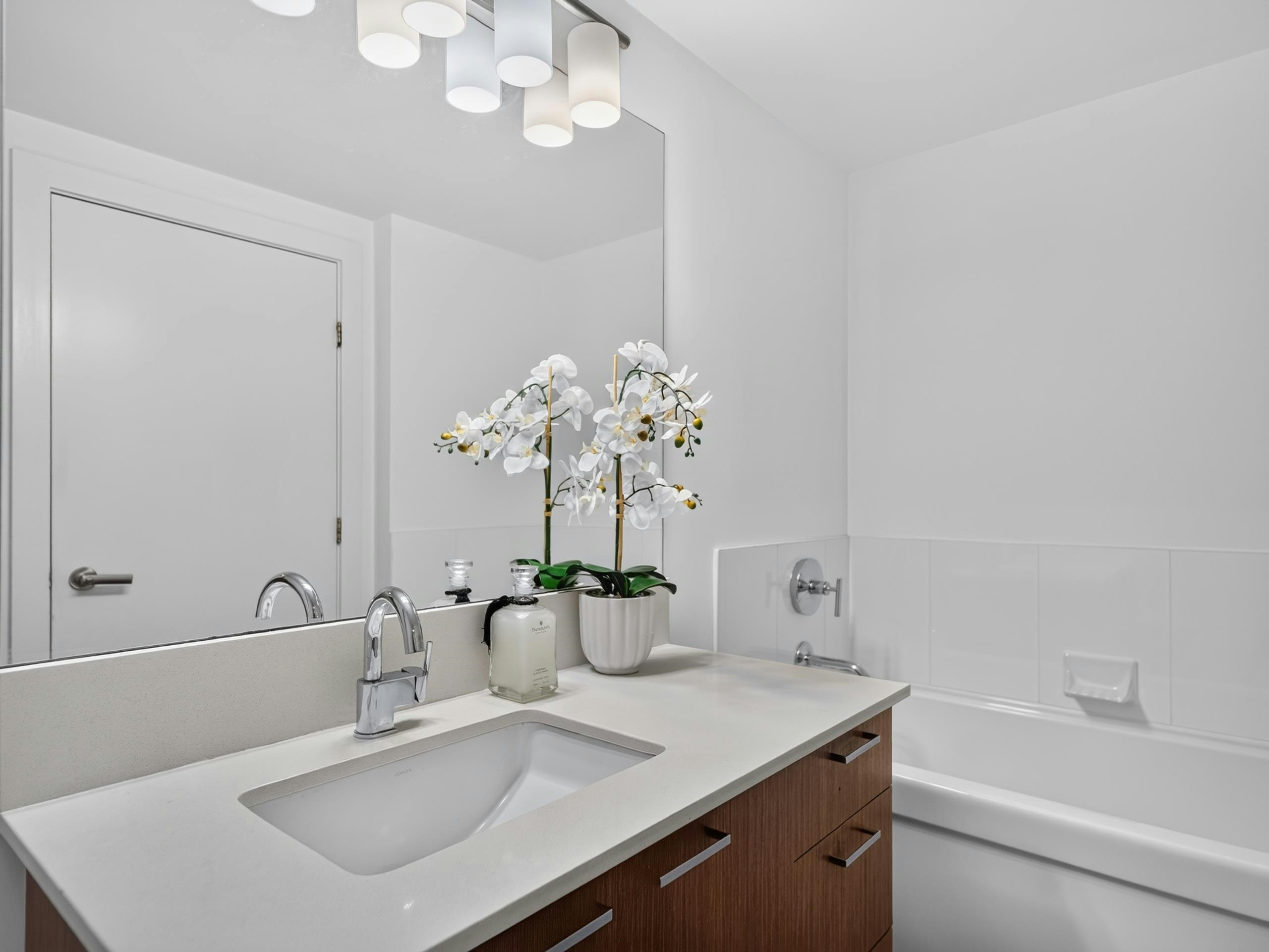 316-1330 Marine Drive, North Vancouver, BC, V7L 2P7 - 25