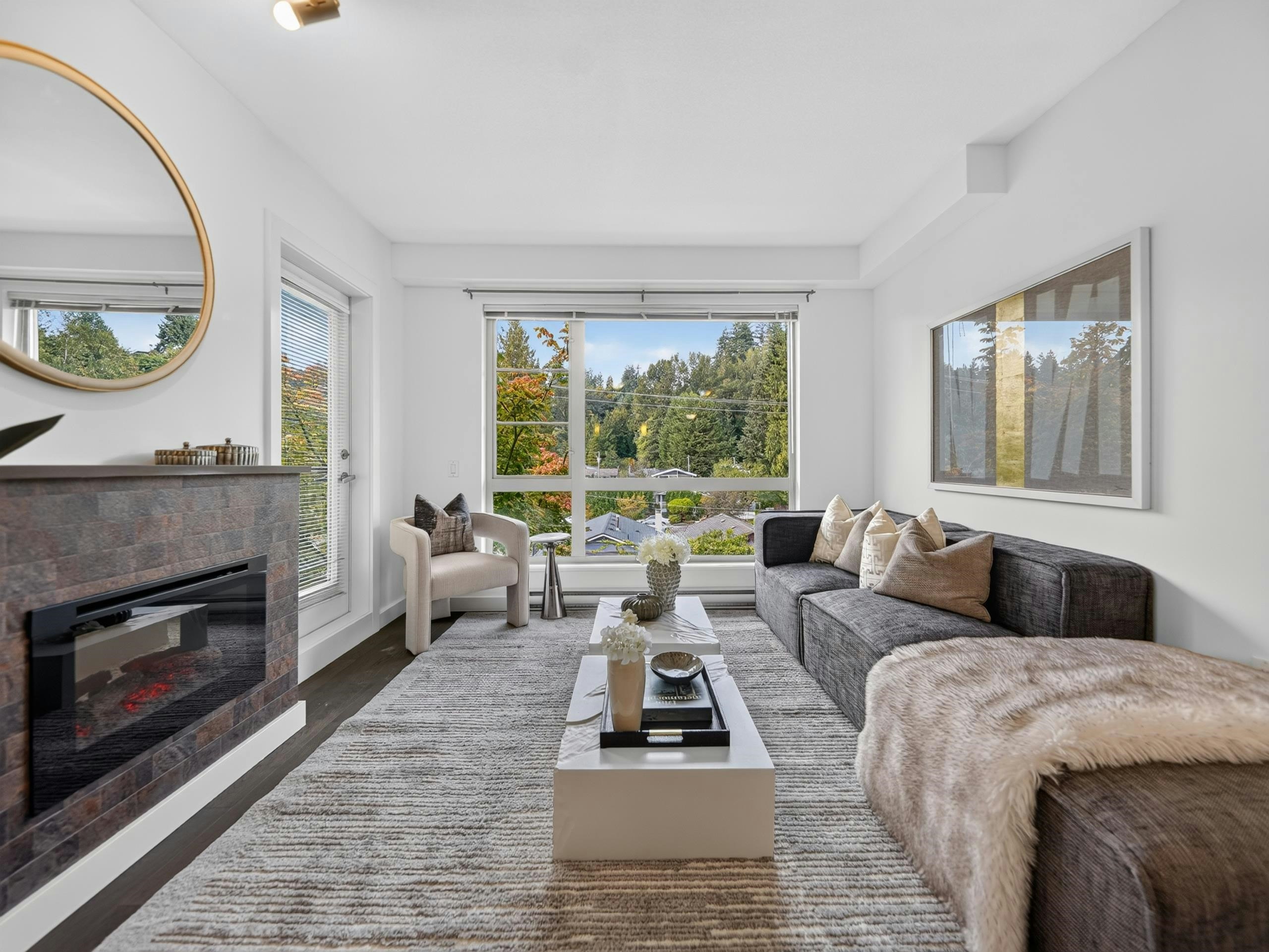 316-1330 Marine Drive - 3