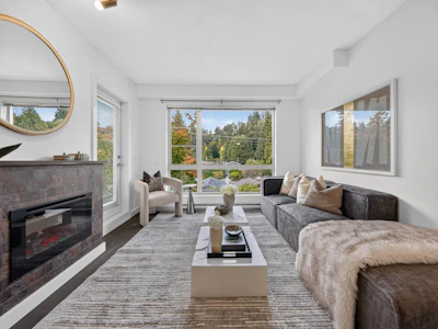 316-1330 Marine Drive - 3