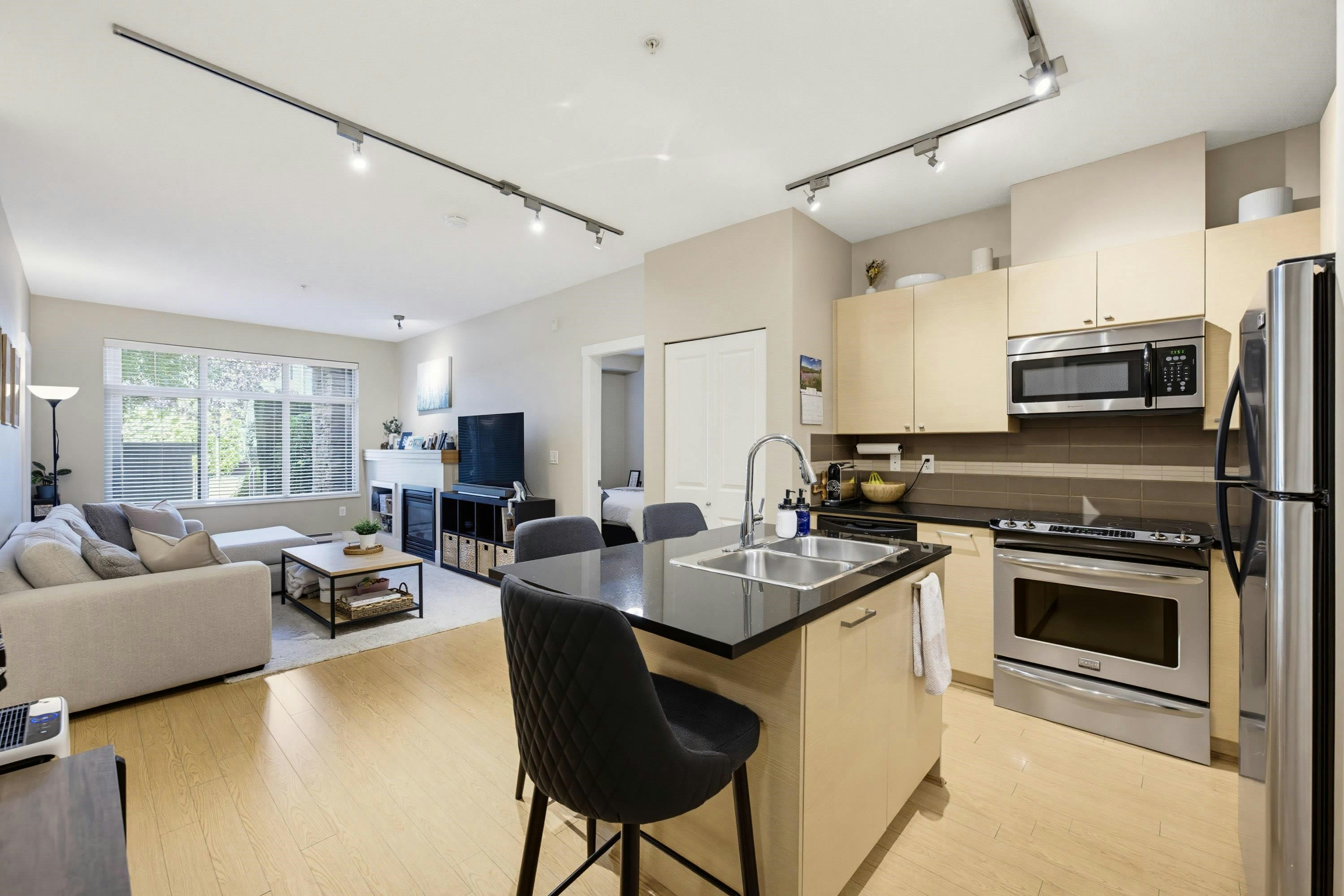 101-6500 194 Street, Surrey, BC, V4N 5X4