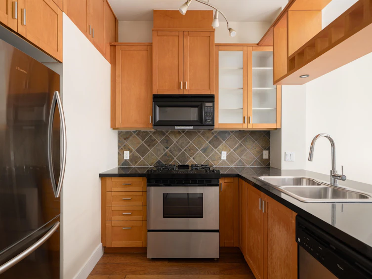 322-8988 Hudson Street, Vancouver, BC, V6P 6Z1 - 7