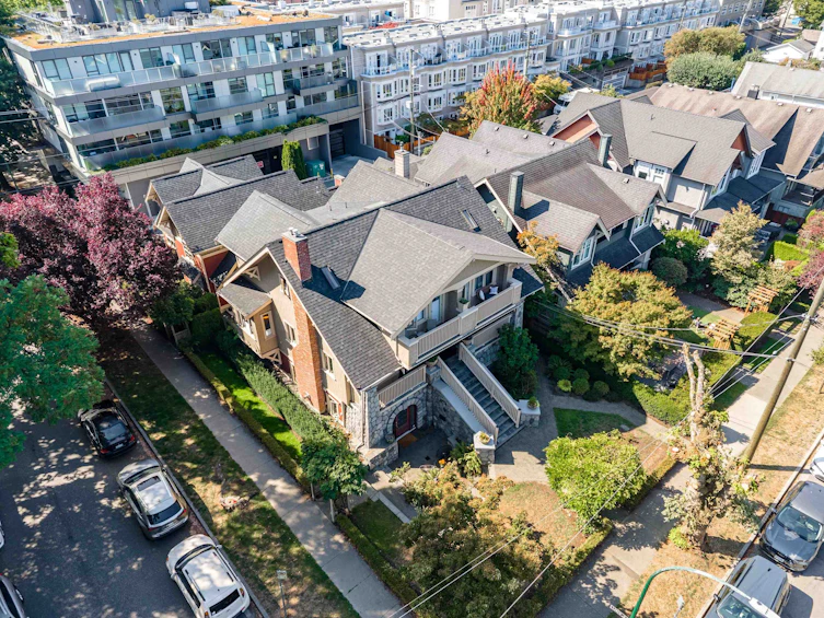 2425 Larch Street, Vancouver, BC, V6K 0A3 - 34