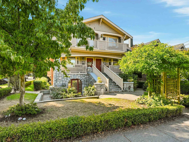 2425 Larch Street, Vancouver, BC, V6K 0A3 - 29