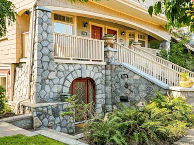 2425 Larch Street - 3