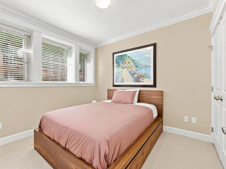 2425 Larch Street, Vancouver, BC, V6K 0A3 - 21