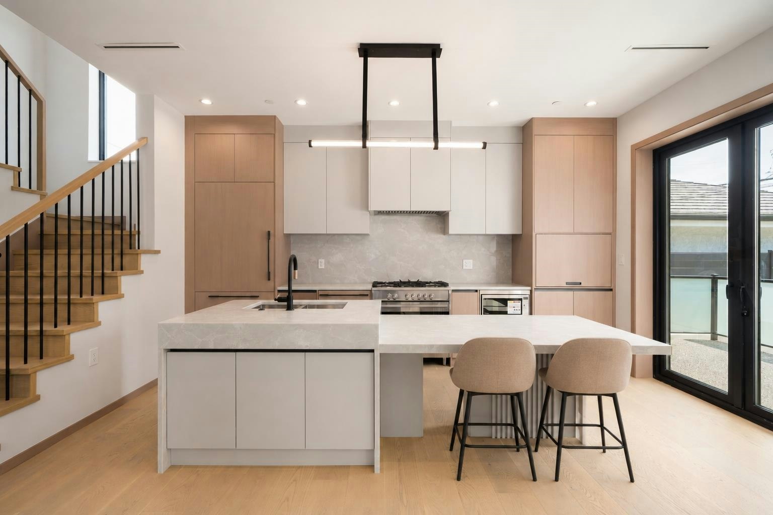 2-1448 E 30th Avenue, Vancouver, BC, V5N 3A2 - 3