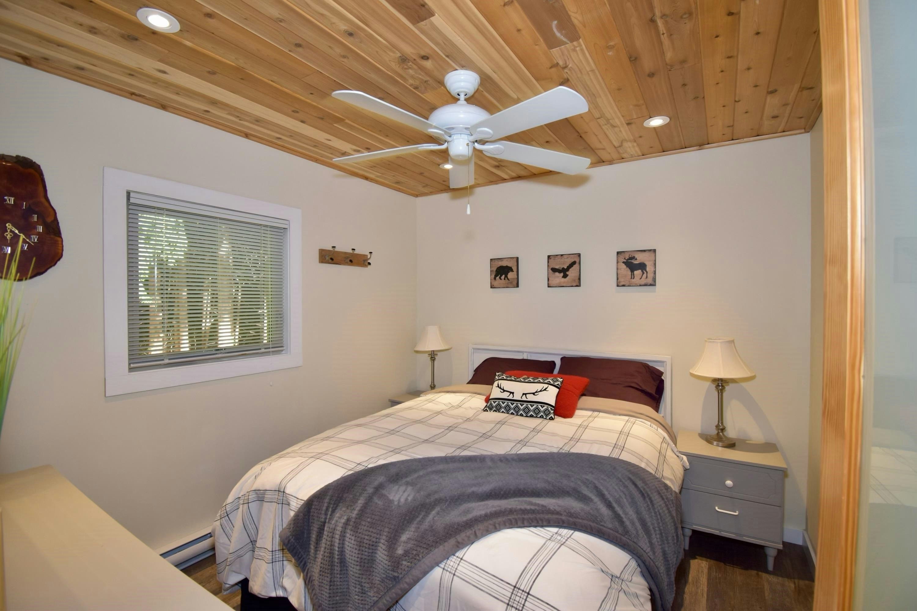 2703 Robinson Road, Roberts Creek, BC, V0N 2W4 - 33