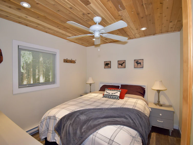 2703 Robinson Road, Roberts Creek, BC, V0N 2W4 - 33