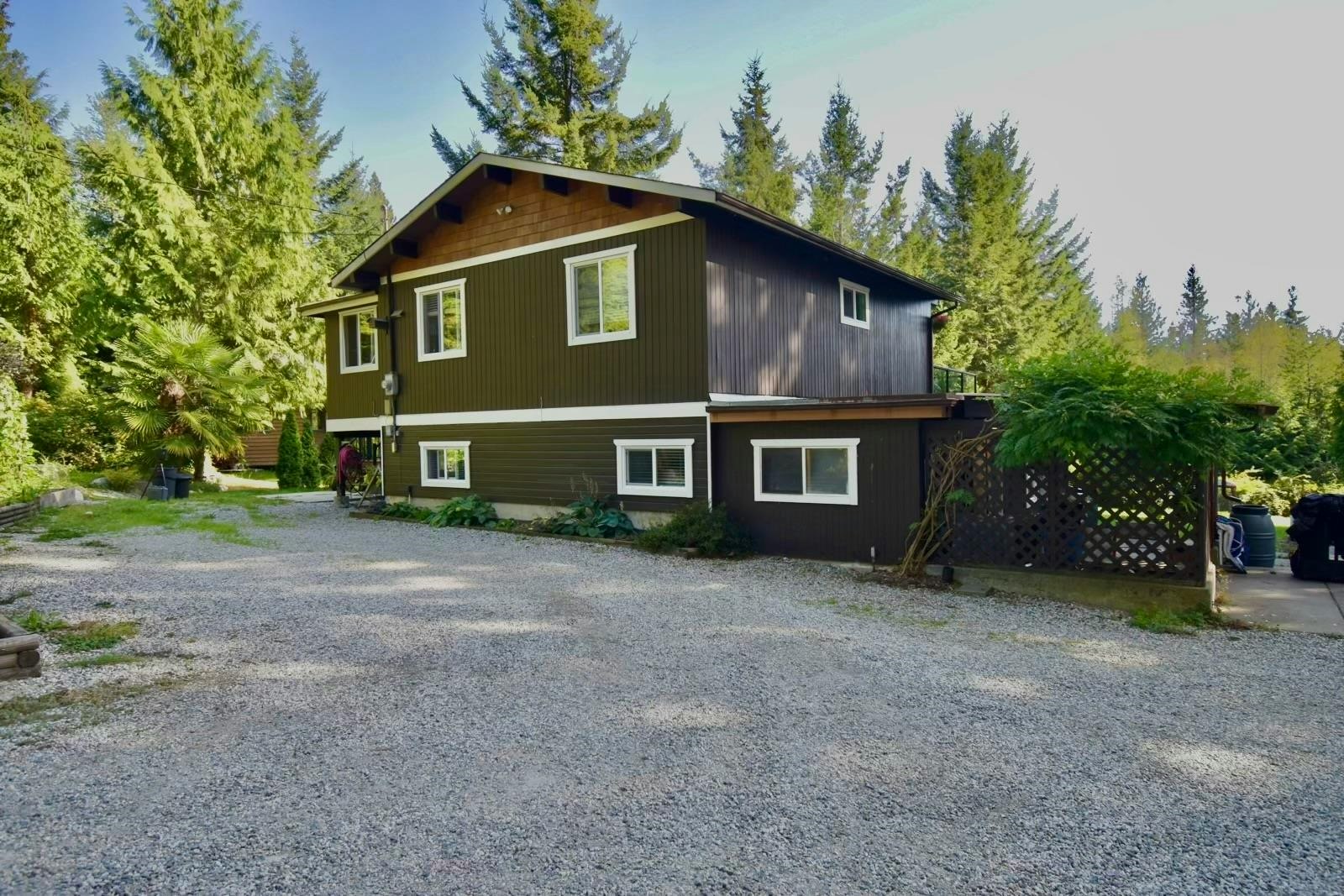 2703 Robinson Road - 2