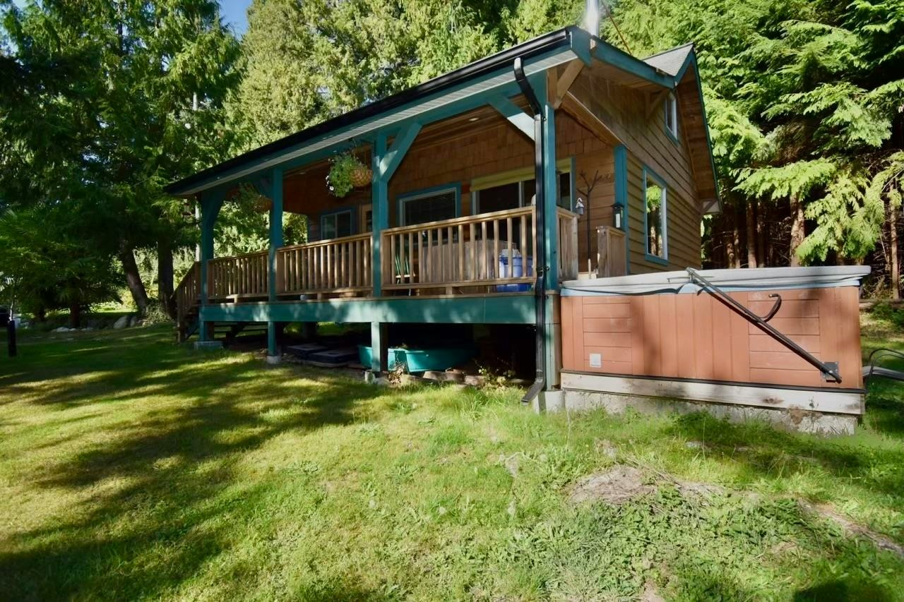2703 Robinson Road, Roberts Creek, BC, V0N 2W4 - 27