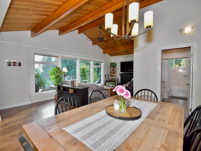 2703 Robinson Road - 5