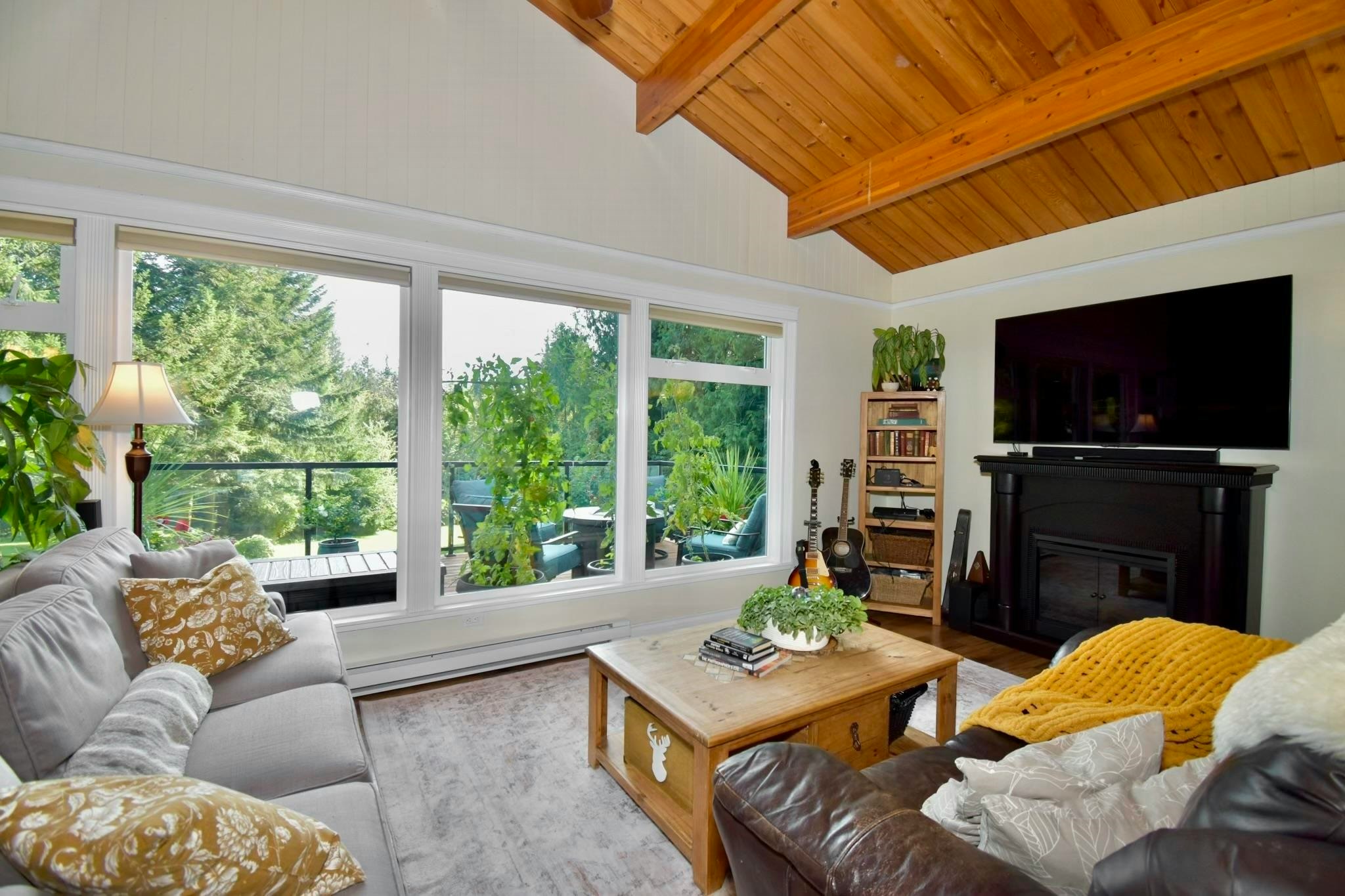 2703 Robinson Road, Roberts Creek, BC, V0N 2W4 - 6