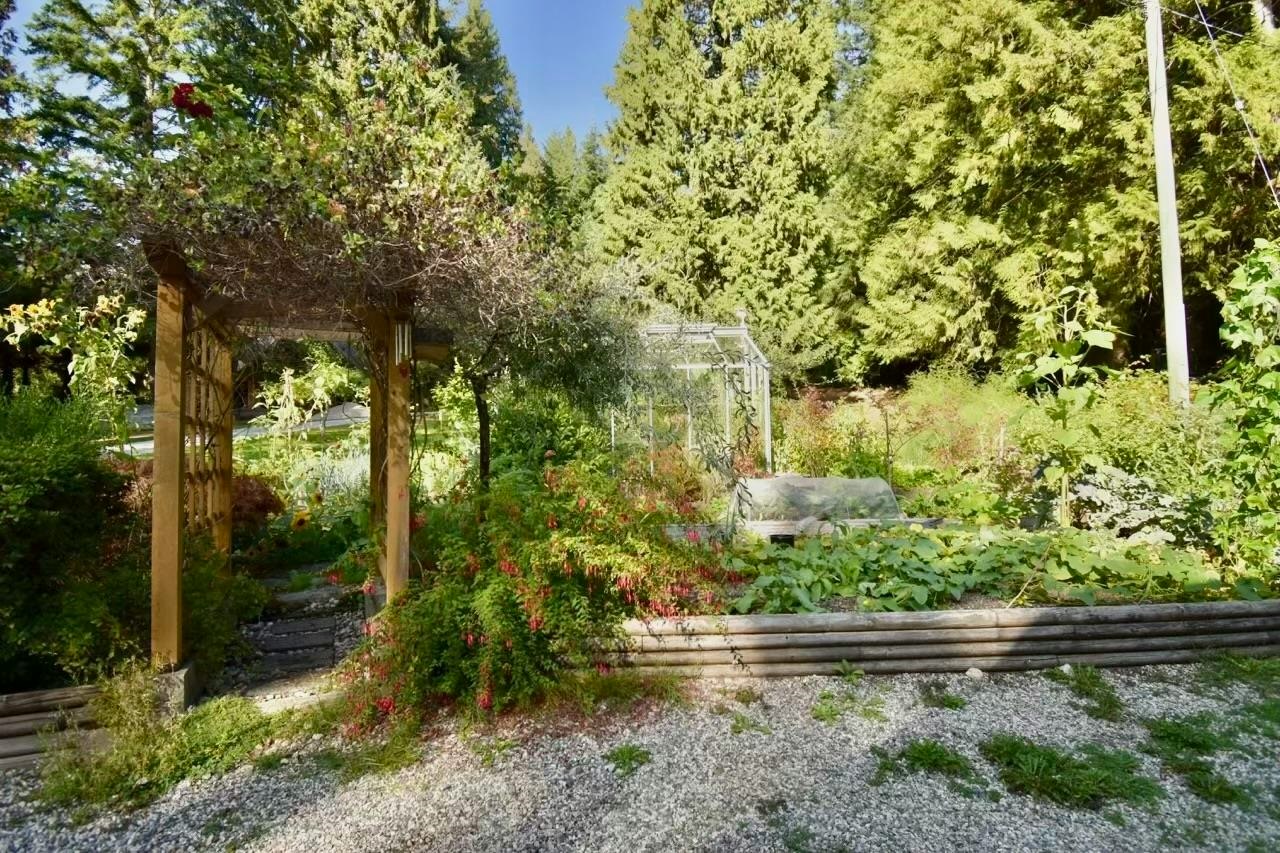 2703 Robinson Road, Roberts Creek, BC, V0N 2W4 - 24