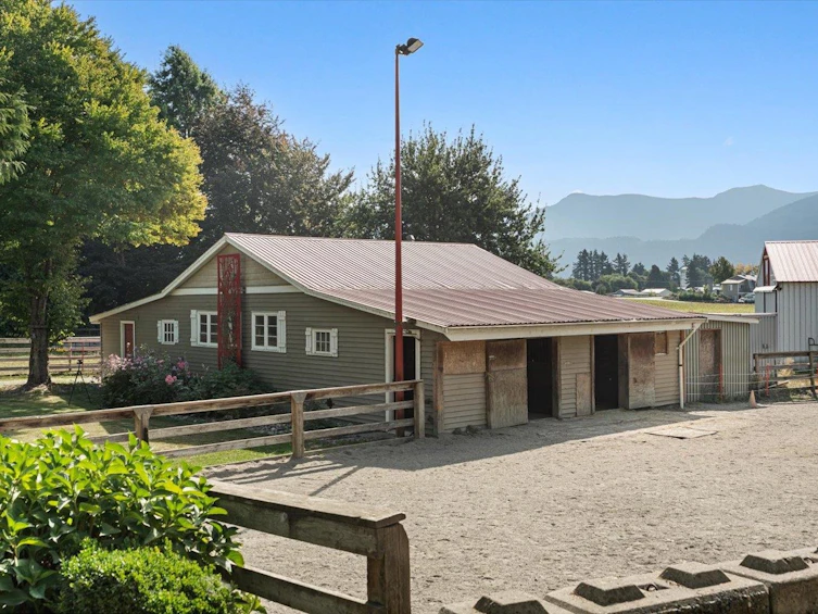 42420 Adams Road, Chilliwack, BC, V2R 4K9 - 9