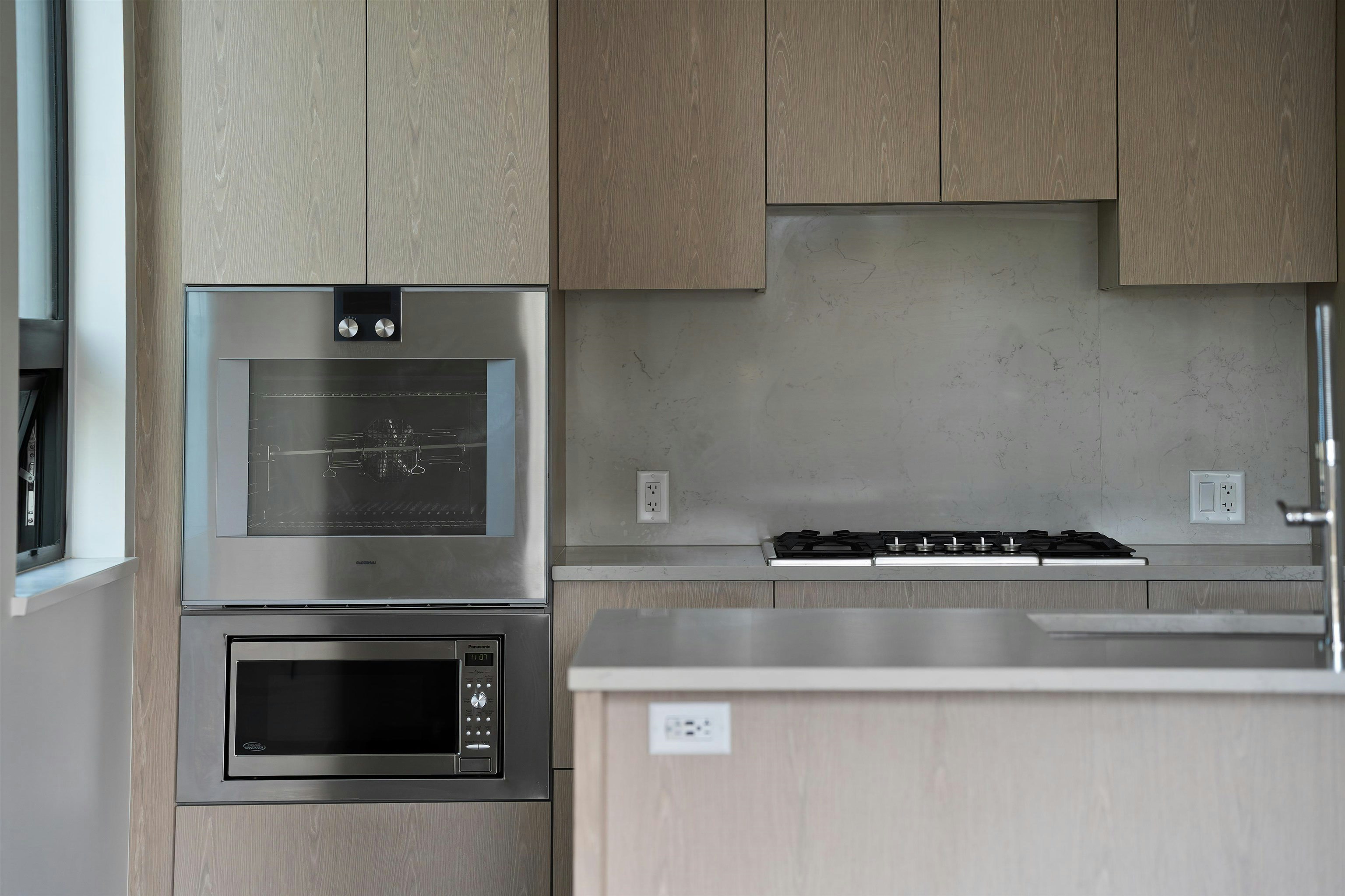 303-633 W King Edward Avenue - 4