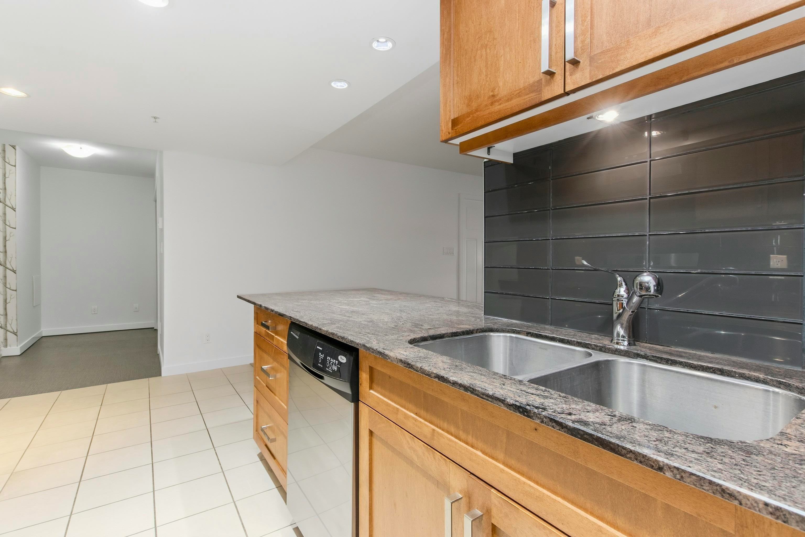 115-1212 Main Street, Squamish, BC, V8B 0S1 - 14