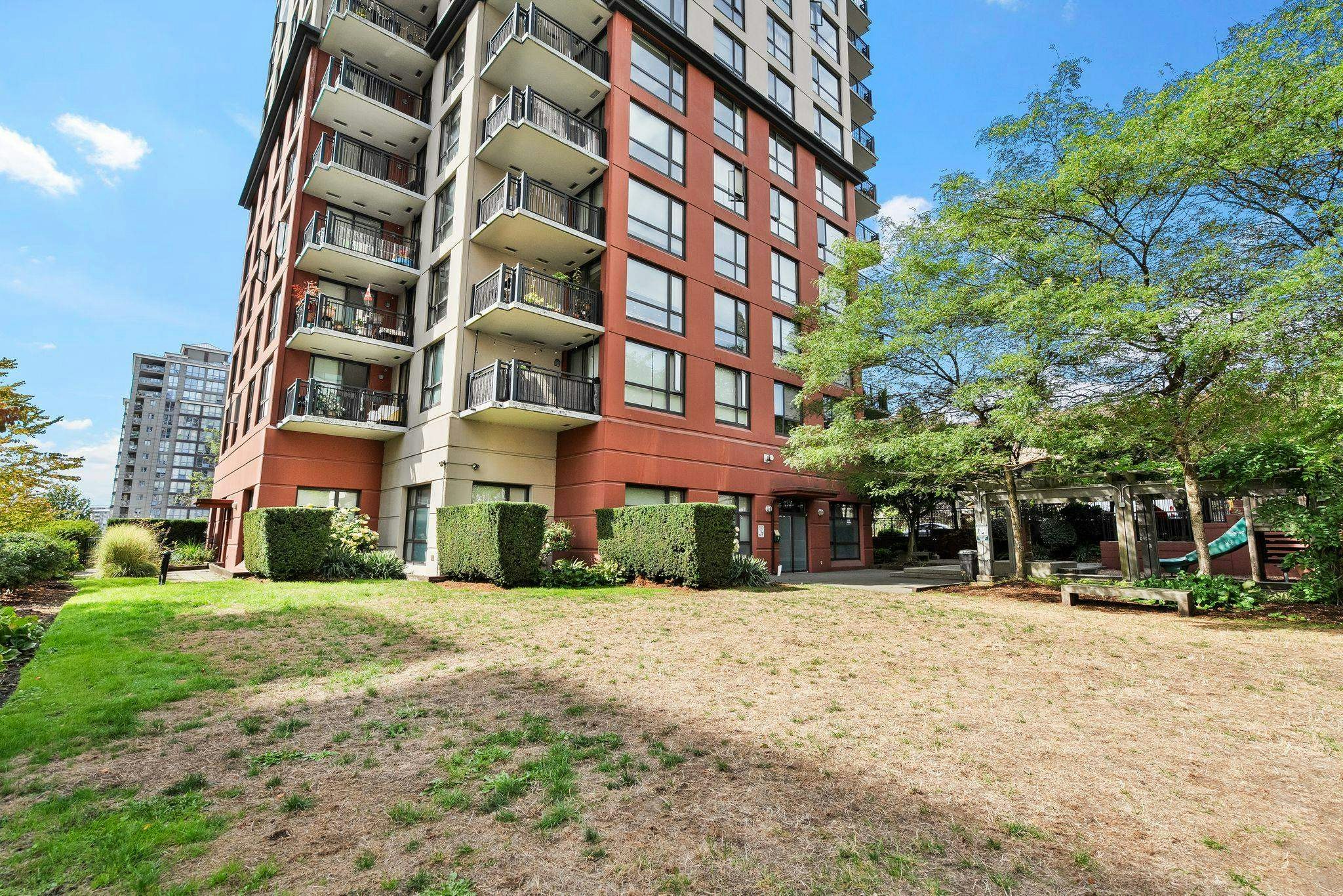 1203-814 Royal Avenue, New Westminster, BC, V3M 1J9 - 26