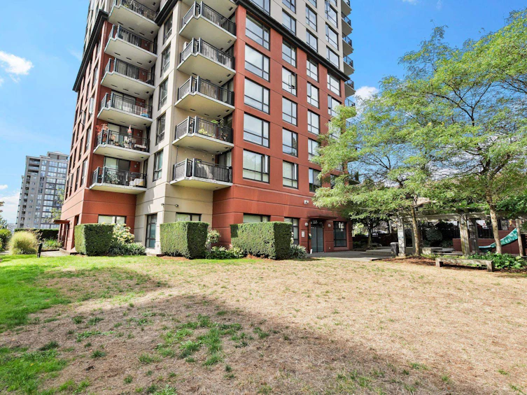 1203-814 Royal Avenue, New Westminster, BC, V3M 1J9 - 26