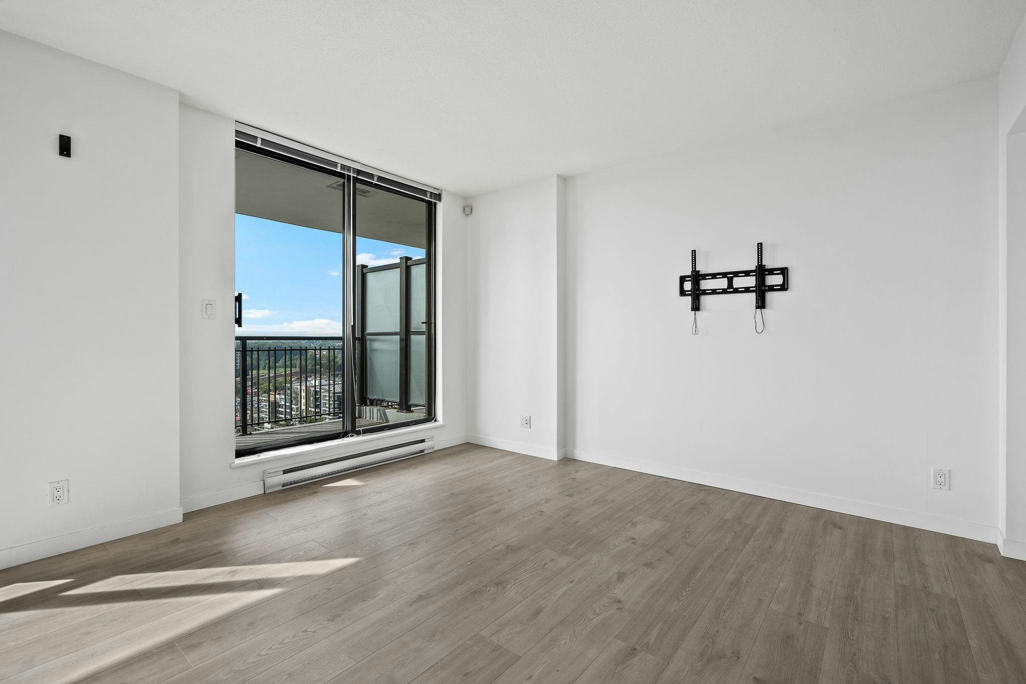 1203-814 Royal Avenue, New Westminster, BC, V3M 1J9 - 9