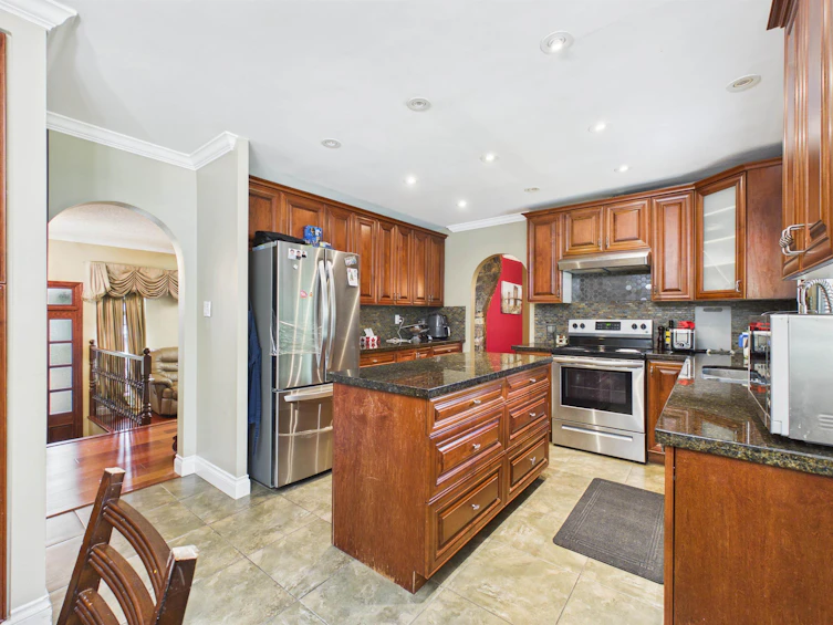 7730 Stanley Street, Burnaby, BC, V5E 1V8 - 9