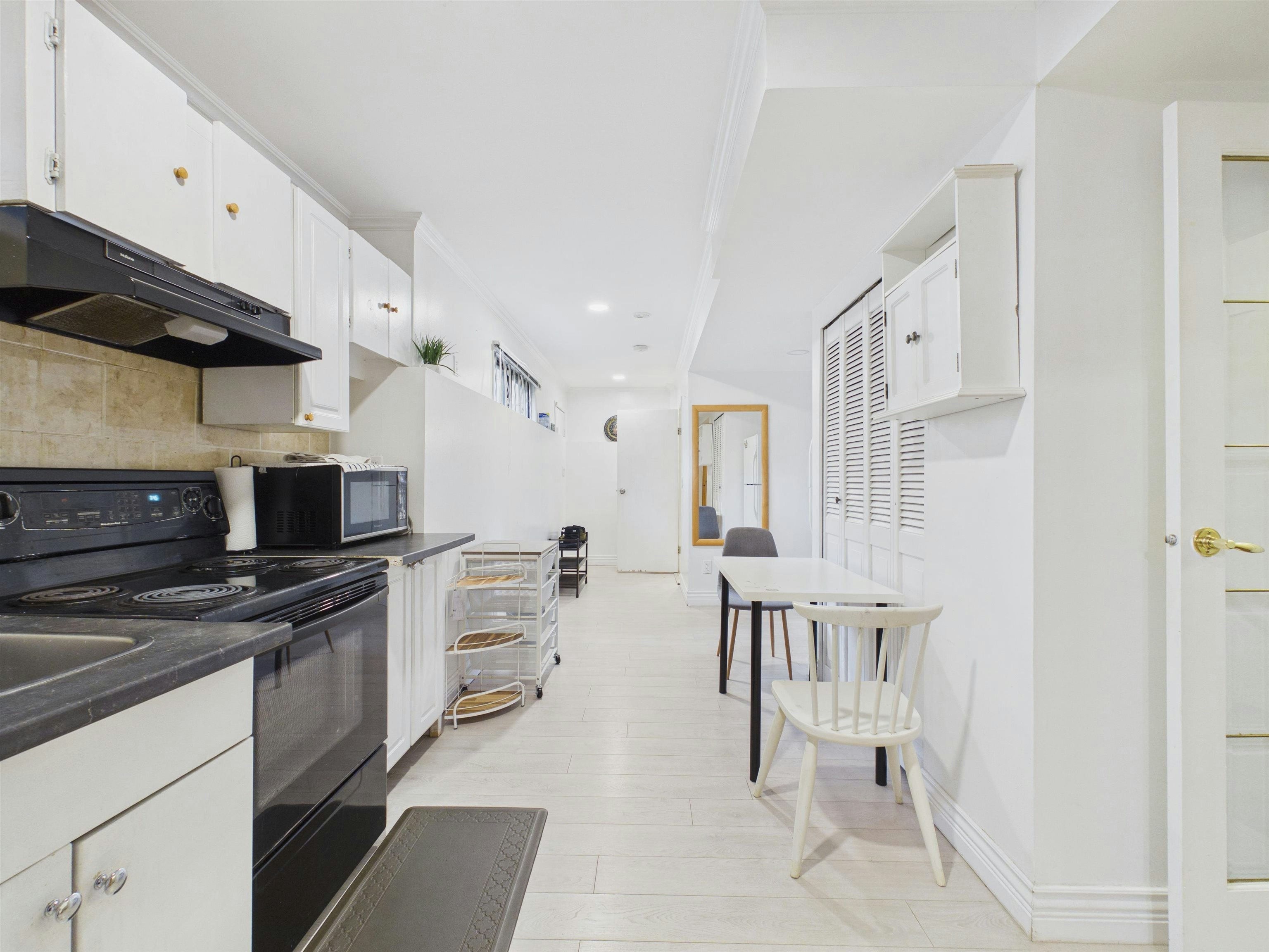 7730 Stanley Street, Burnaby, BC, V5E 1V8 - 21