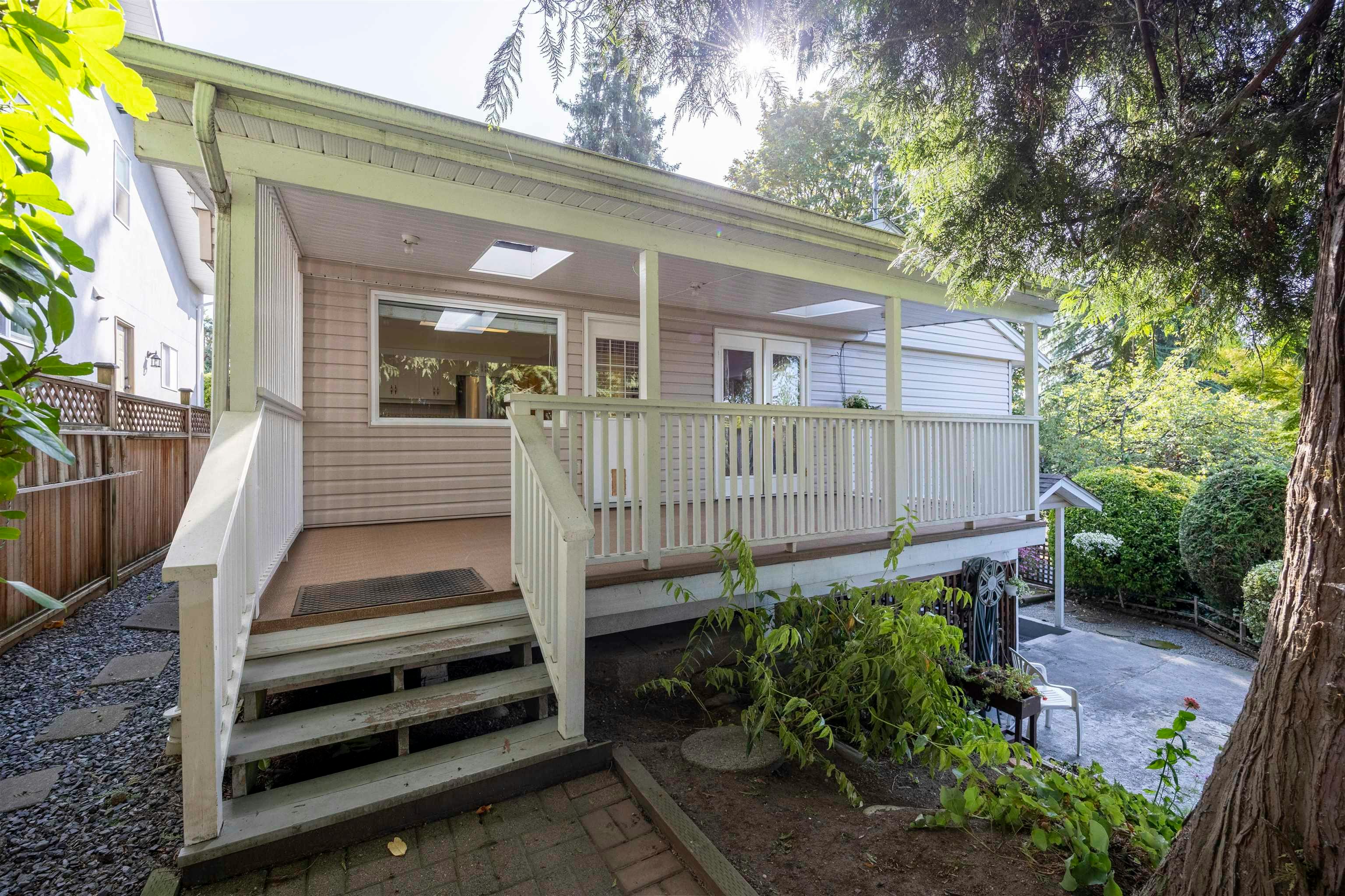 8091 Bradley Avenue, Burnaby, BC, V5J 3T9 - 35