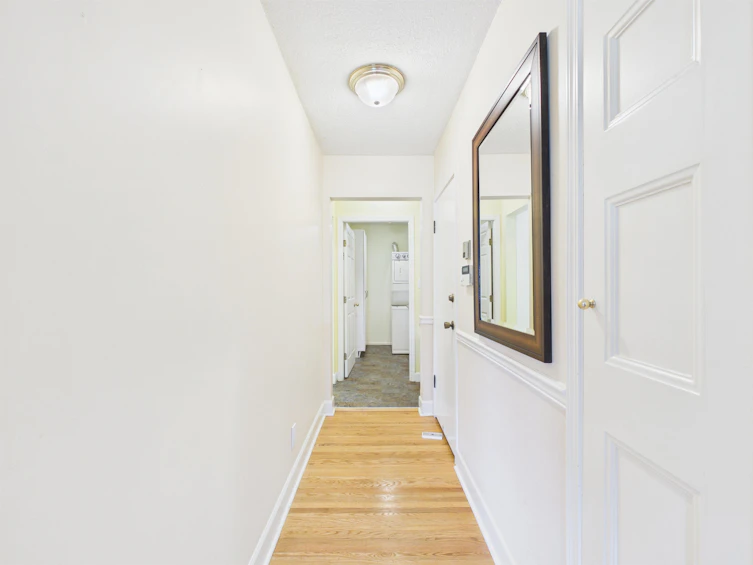 8091 Bradley Avenue, Burnaby, BC, V5J 3T9 - 24